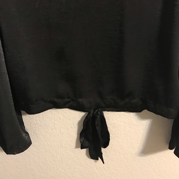 *SALE* Mossimo Open Back Shimmer Blouse - Picture 5 of 8